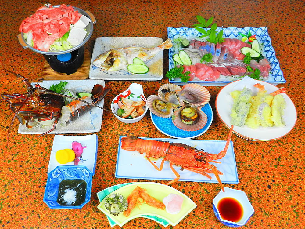 伊勢えび２尾（姿造り、磯浜焼）付き名物♪磯浜焼コース